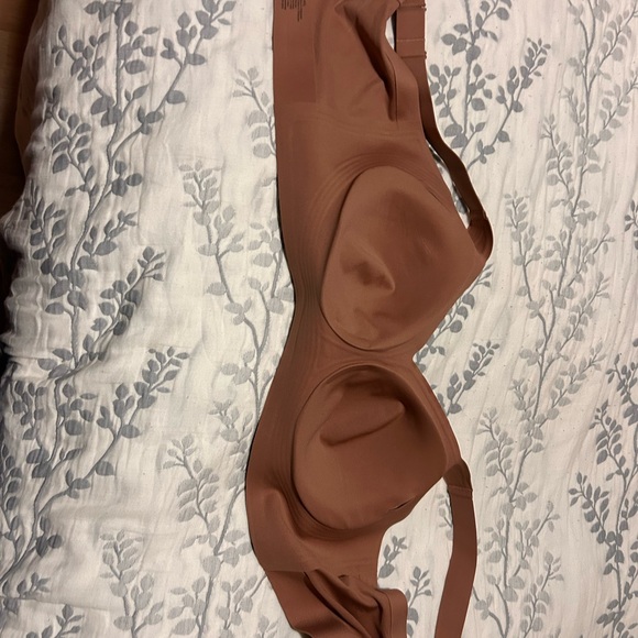 SKIMS Brown Shapewear - Picture 2 of 3
